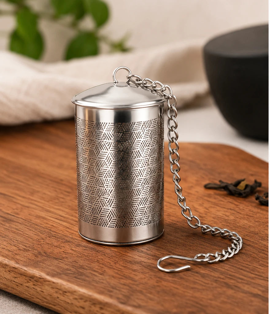 Infuseur à thé cylindrique en inox avec chaîne et crochet